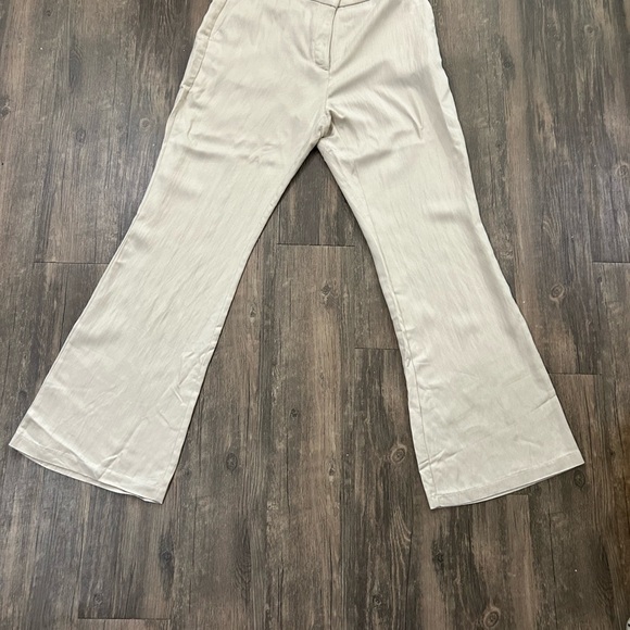 H&M Pants - HM Beige Wide Leg High Waist Dress Pants Trousers Size 12 NWT 1155580‎